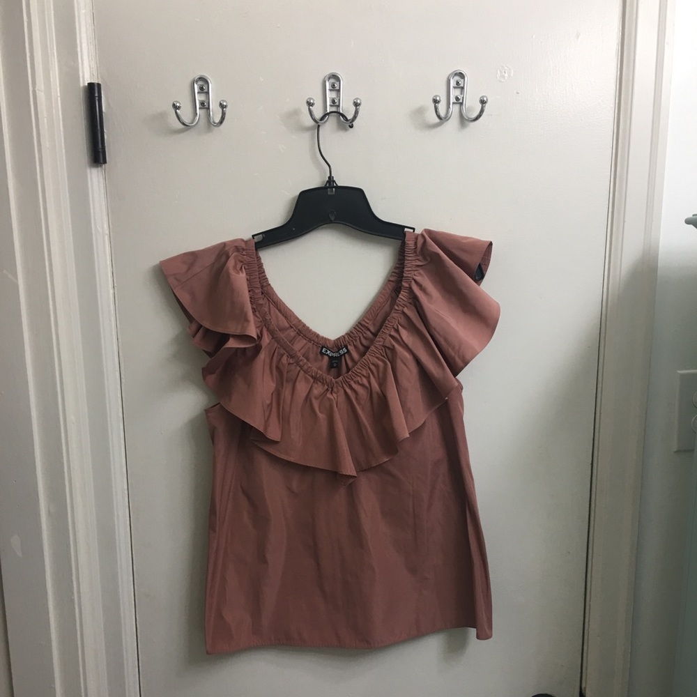 Neutral colored pink Express top blouse